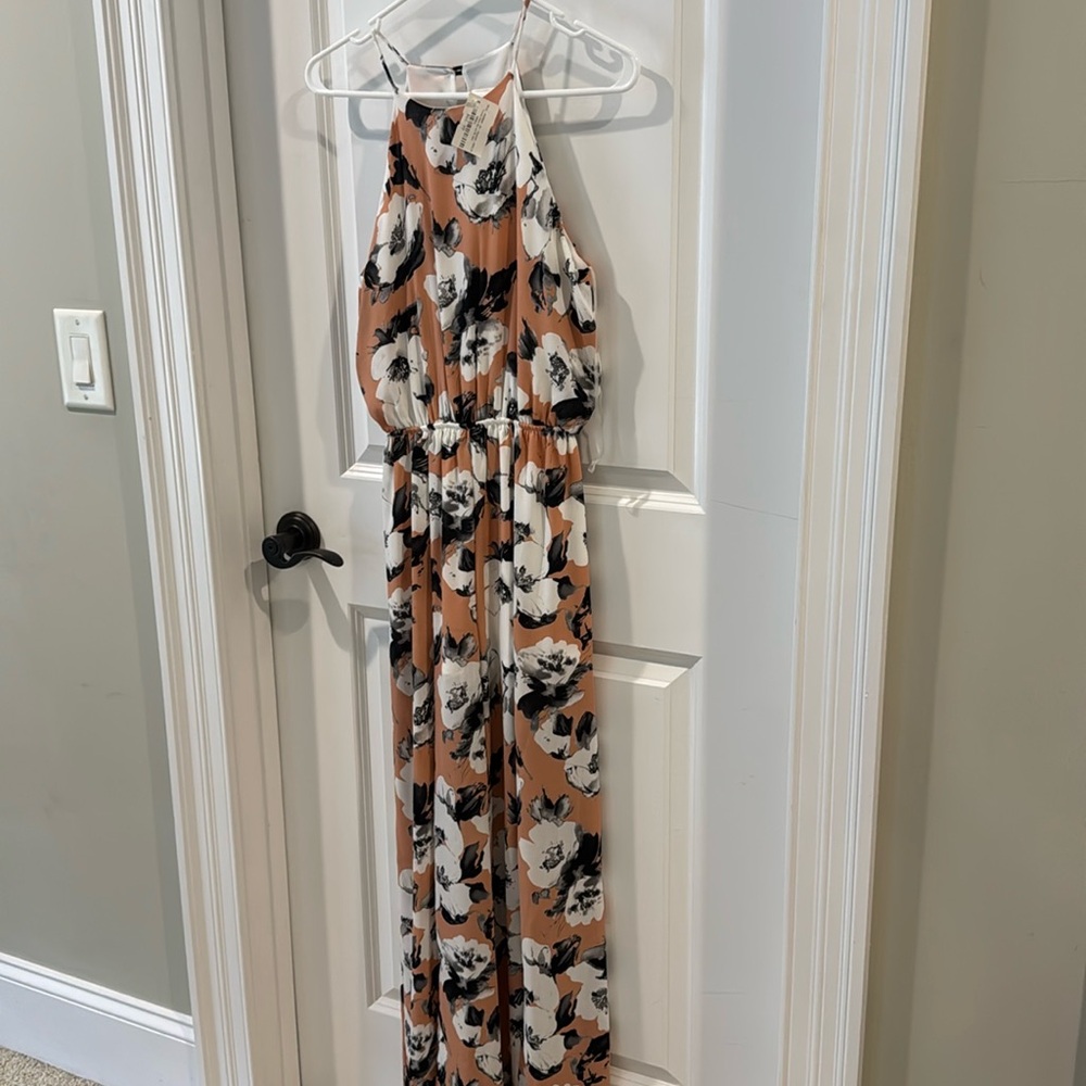 NWT Small Flowy Floral Jumpsuit in Peach and Black